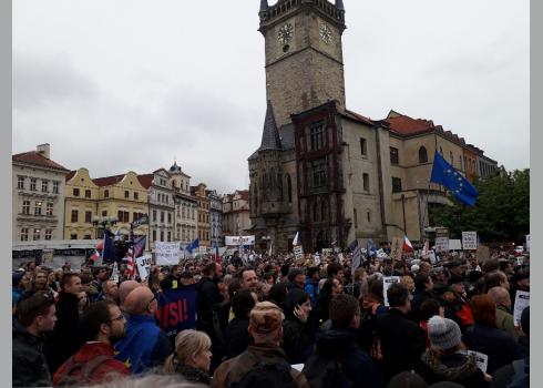 Ca. 15.000 Menschen füllten den Altstädter Ring.