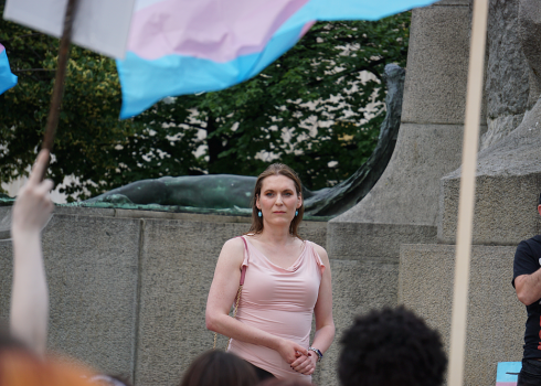 Aktivistin Lenka Kralová moderierte jüngst das Prague Pride Business Forum im Prager Hilton Hotel.