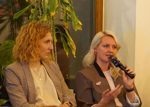Bára Soukupová und Zuzana Böhmová (Rechts)