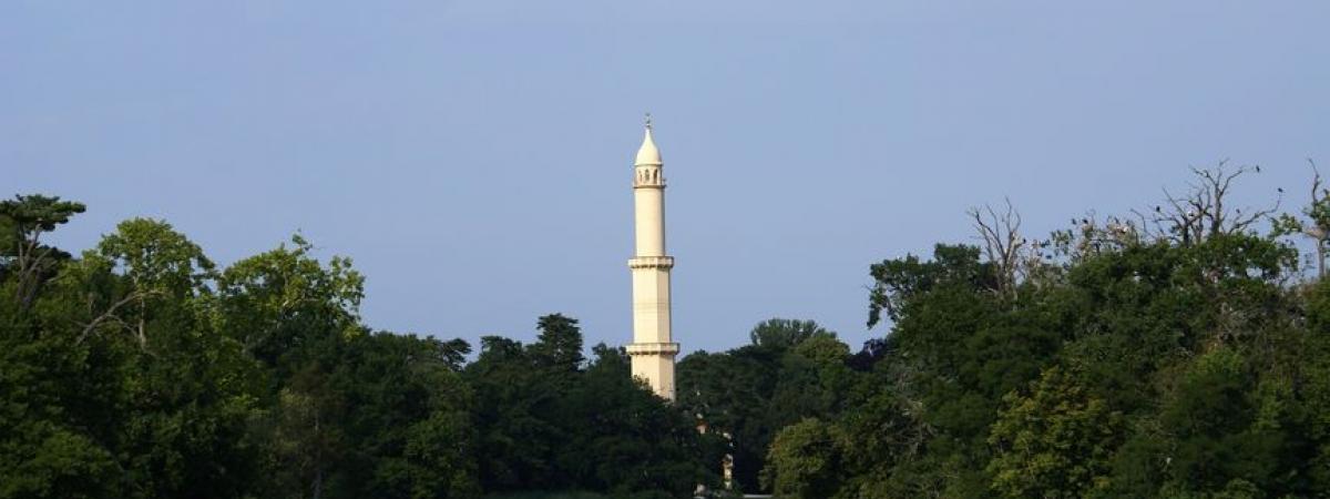 Minarett im Schlosspark des Schlosses Lednice