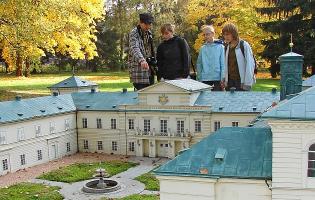 Schloss Königswart (Modell im Park Boheminium)