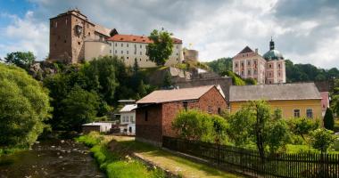 Burg und Schloss Bečov