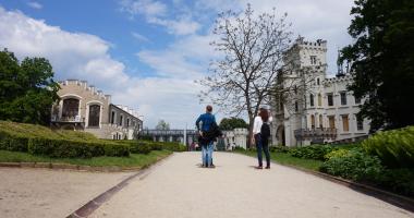 Aufstieg zum Schloss Aufstieg zum Schloss