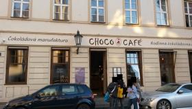 Außenansicht des Schoko-Cafés "U Červené židle"